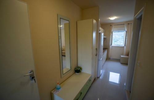 Modern Apartment Bezer