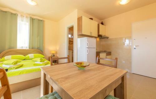 Modern Apartment Bezer With Panorama View