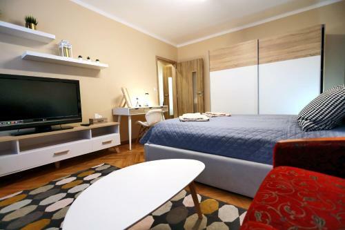 Old Town Apartment