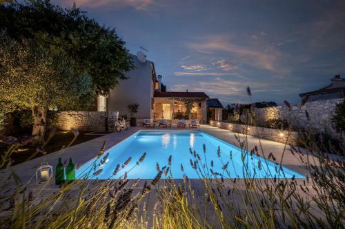 Beautiful Villa Bandela