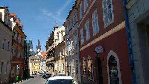 Skromn� Apartm�n V Centru Chebu