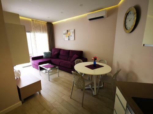 Cs Apartmentos, Large Terrace, Wifi!