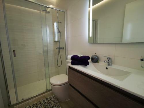 Cs Apartmentos, Large Terrace, Wifi!