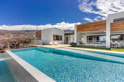 Karat Villa Playa Paraiso