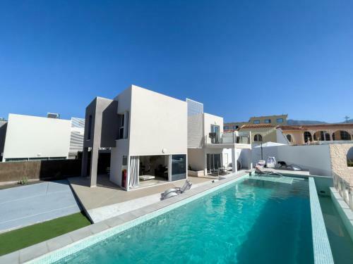 Villa Nirvana