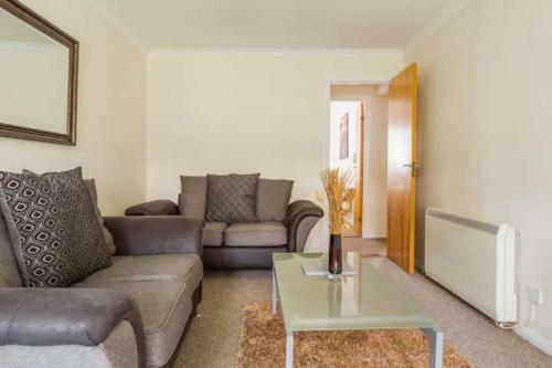 Lovely 2-bed Apartment In Aberdeen - Perfect!