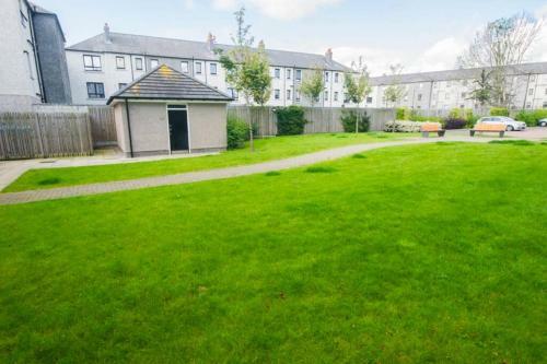 Old Aberdeen University Apartment