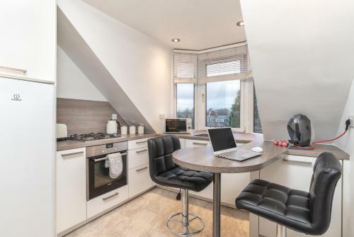 Holburn Apartment
