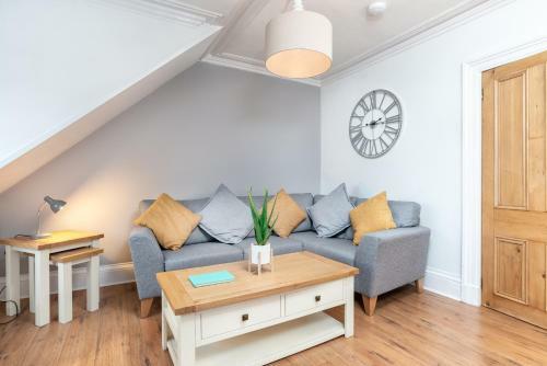 Holburn Apartment