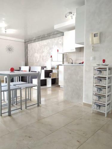Ocean View Elegant Magic Apartment