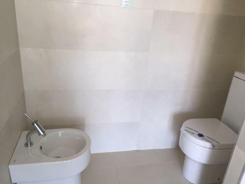 Apartamento The Waves, Luxurious 5*, Wifi, Olympic Pool