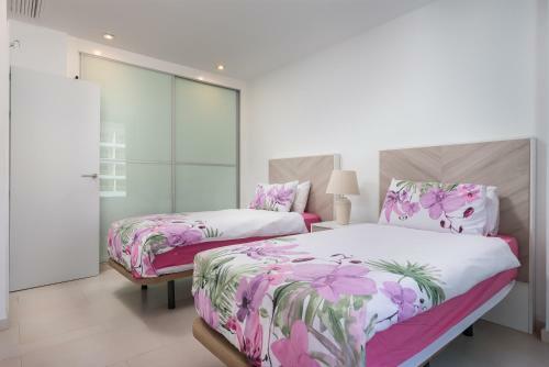 Apartamento The Waves, Luxurious 5*, Wifi, Olympic Pool