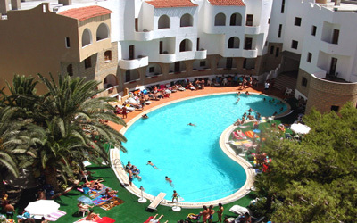 Hotel Akrabello