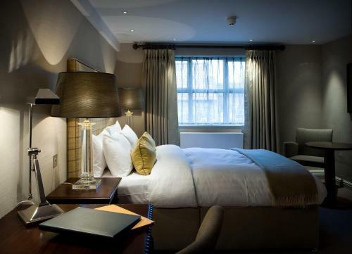 Castle Hotel