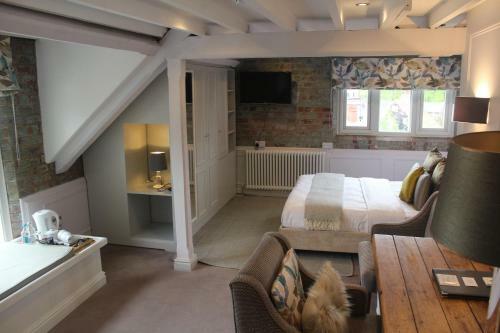 Castle Hotel