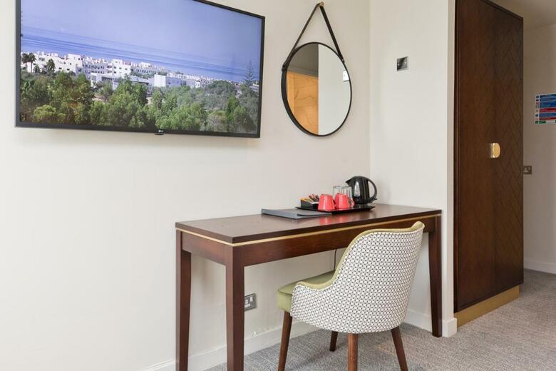 Blue Bell Lodge Hotel