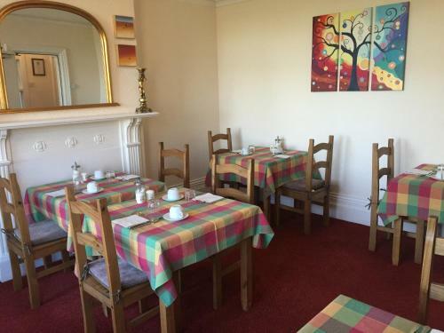Hostal Chadwick Guest House