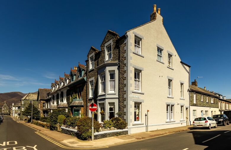 Hostal Dorchester House