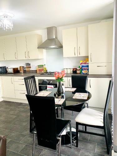 Beach View Aberdeen City Centre Stunning Apartment