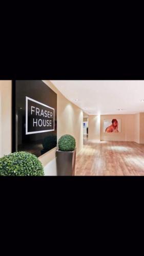 Flat 8,fraser House Apartment *3 Bedrooms *