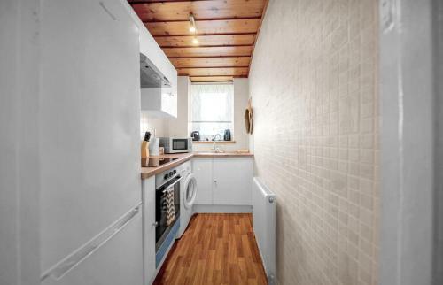 Apartamento Bright & Comfy Near City Center 2 Double Beds