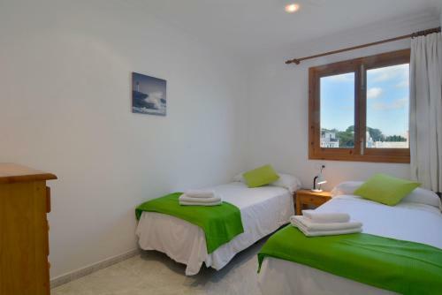 Mallorca Beach Front Line Apartment 6 Pers