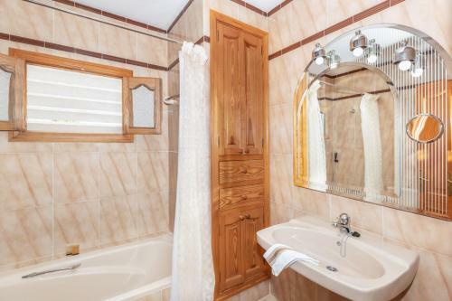 Mallorca Beach Front Line House 6 Pers