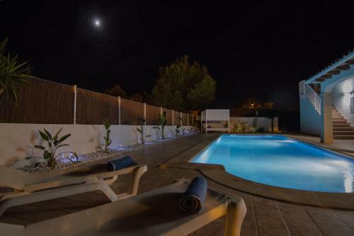 Lujosa Villa Junto Al Mar