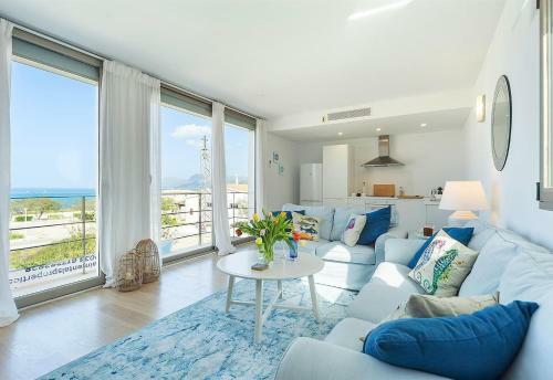 Sea View House With Terrace