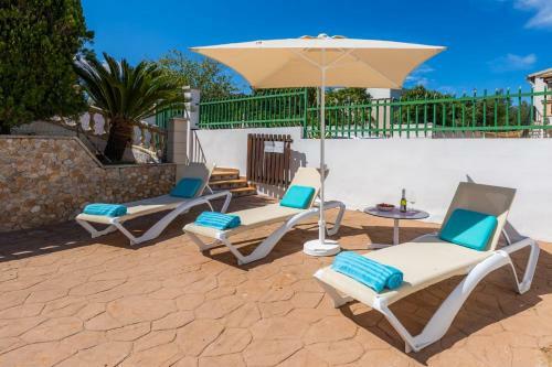Villa Con Piscina En Son Serra
