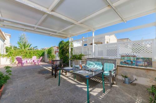 Yourhouse Serrasol