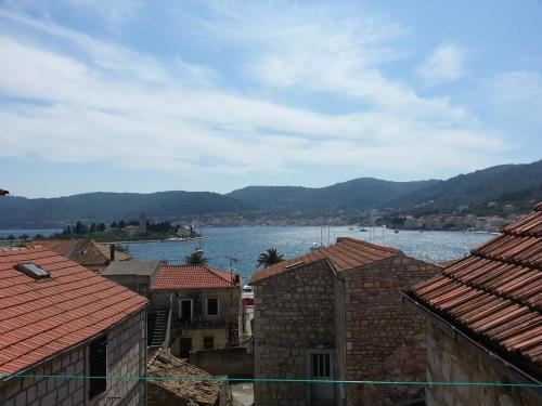 Apartments By The Sea Vis - 16896