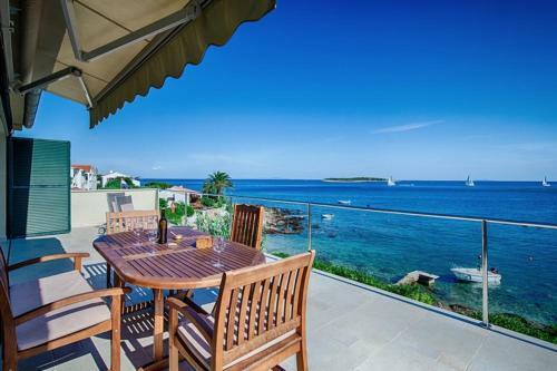 Apartamentos Seaview Suite Lissa