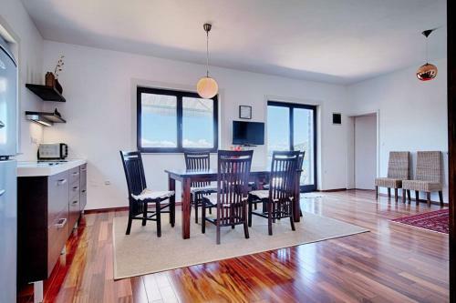 Luceissa (beautiful Seaview Apartment)
