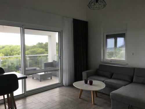 Ada Apartments