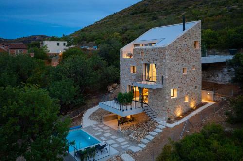 Pool Villa Rogac
