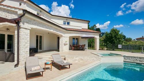 Hostal Villa Melli