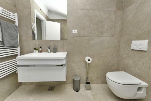 R2 Apartment By Residence Rudan