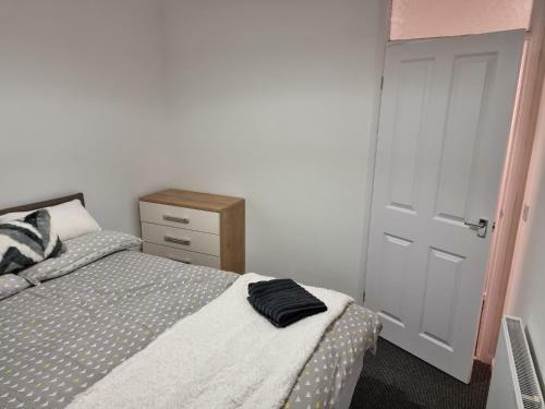 Modern And Cosy Walking Distance To Castle & Town