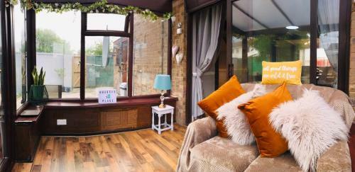 Babsysplace - Luxury Open Plan 3 Bed Townhouse