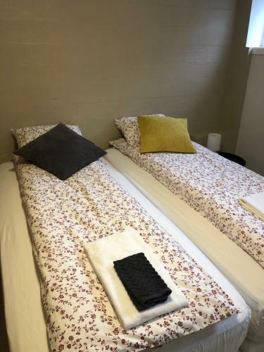 Hostal �verhamar Hostel