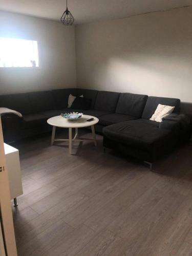 Hostal �verhamar Hostel