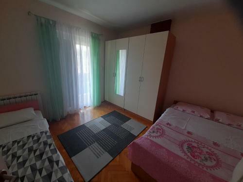 Mika Apartmani