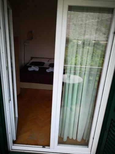 Mika Apartmani