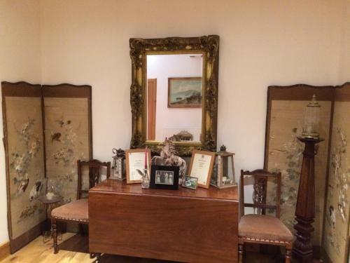 Bed & Breakfast Dalmunach House