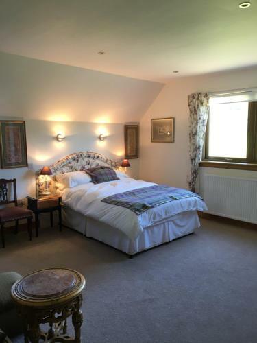 Bed & Breakfast Dalmunach House