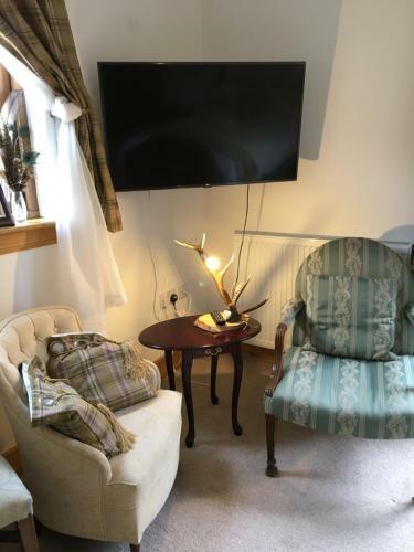Bed & Breakfast Dalmunach House