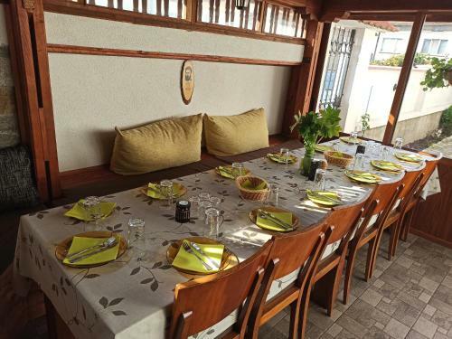 Hostal Guest House Ganovi