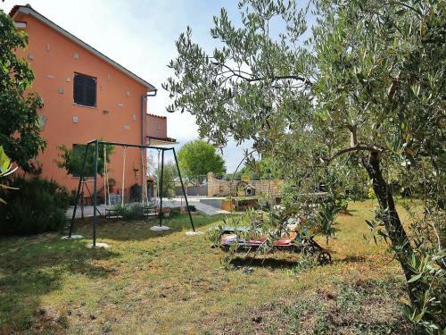 Hostal Apartments Emilia