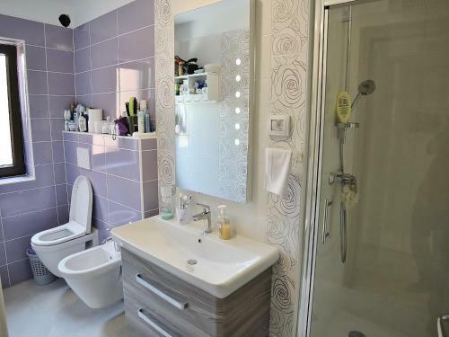 Hostal Apartments Emilia